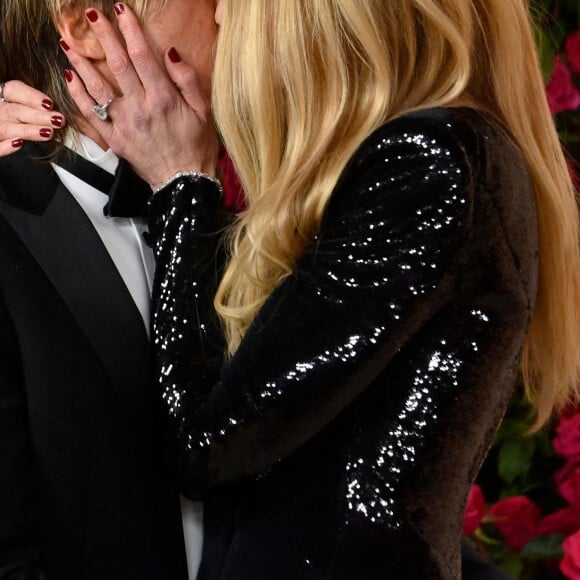 L'occasion pour tous ces couples de se montrer plus amoureux que jamais ! 
Nicole Kidman et Keith Urban - Les couples ont déferlé sur les Oscars ce dimanche !