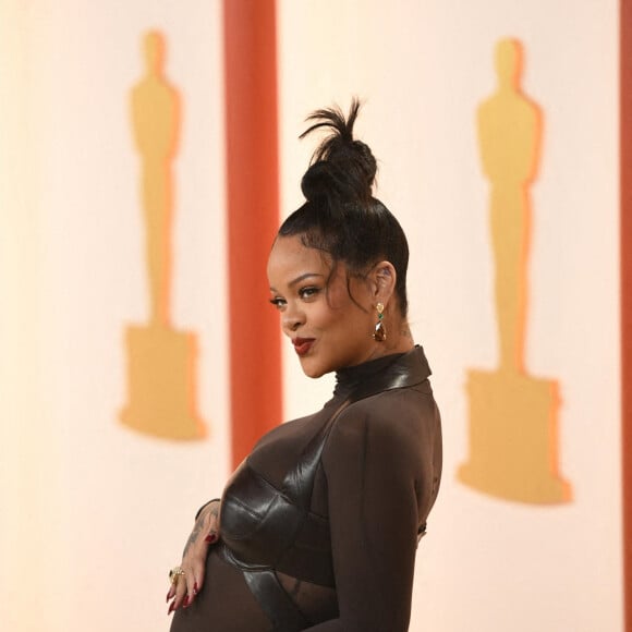 Rihanna (enceinte) au photocall de la 95ème édition de la cérémonie des Oscars à Los Angeles, le 12 mars 2023. 