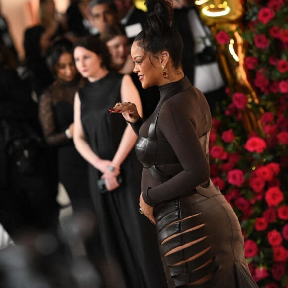 Rihanna (enceinte) au photocall de la 95ème édition de la cérémonie des Oscars à Los Angeles, le 12 mars 2023. 