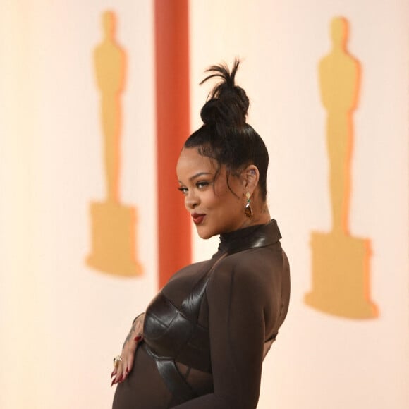 Rihanna (enceinte) au photocall de la 95ème édition de la cérémonie des Oscars à Los Angeles, le 12 mars 2023. 