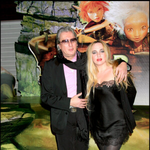Alain Bashung et Chloé Mons lors de la première d'Arthur et les Minimoys en 2006