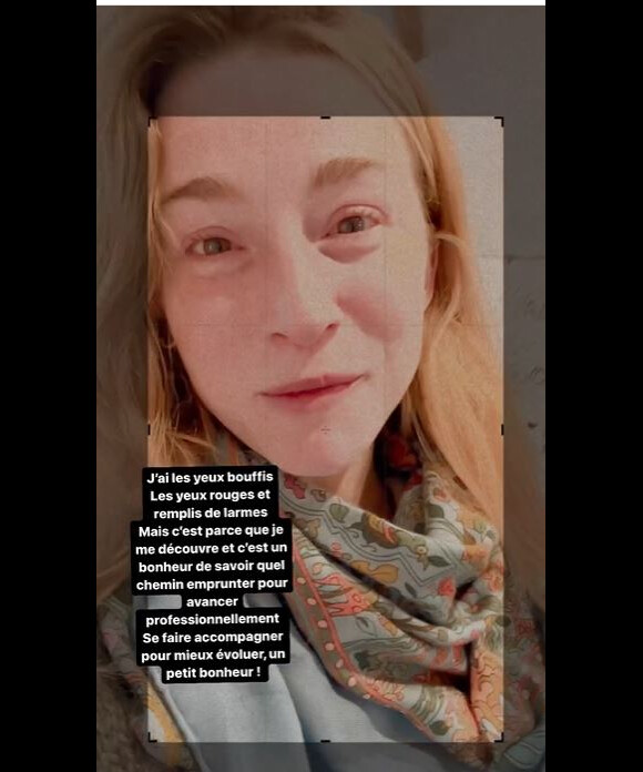Aurore Morisse s'est dévoilée avec les "yeux bouffis" et remplis de larmes, sur Instagram, le 13 mars 2023