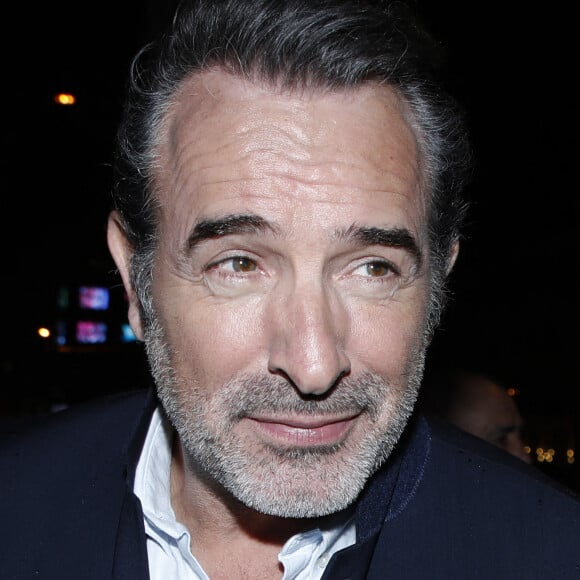 Exclusif - Jean Dujardin - Arrivées à l'avant-première du film "Sur les chemins noirs" au cinema UGC Normandie à Paris le 13 mars 2023. © Denis Guignebourg/ Bestimage 