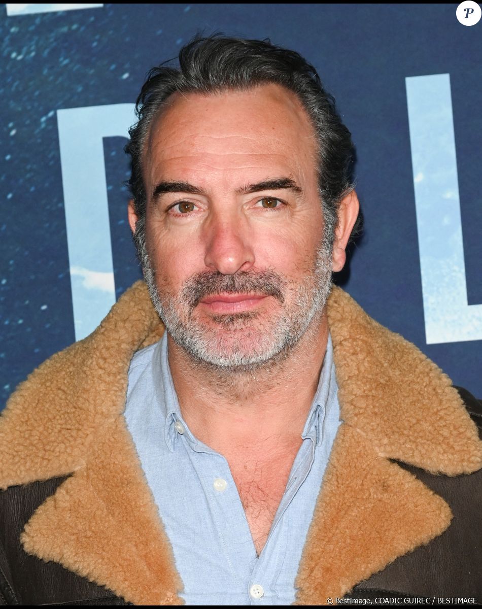 Jean Dujardin à la première du film "Les gardiennes de la planète" au cinéma Pathé Wepler à Paris, France, le 12 février 2023. © Coadic Guirezc/Bestimage