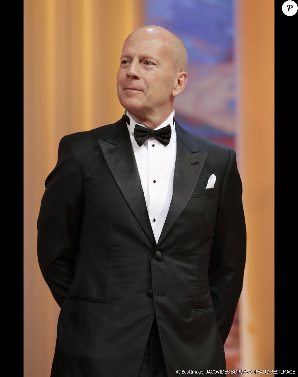 Bruce Willis - Cérémonie d'ouverture du 65ème festival de Cannes le 16 mai 2012
