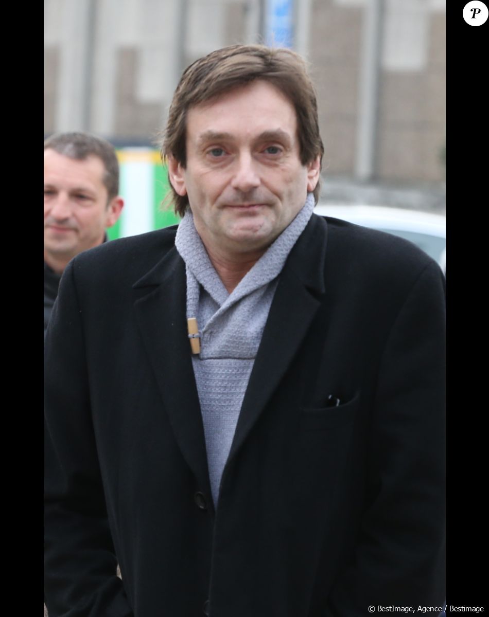 Pierre Palmade lors des obsèques de Véronique Colucci au cimetière communal de Montrouge, le 12 avril 2018.