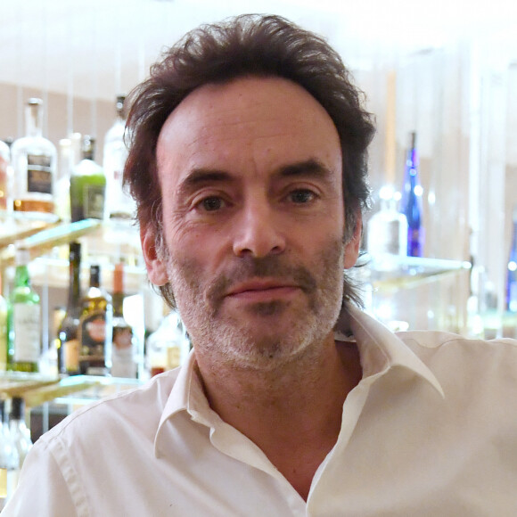 Anthony Delon a fait part d'une excellente nouvelle à ses abonnés Instagram
Exclusif - Anthony Delon à l'occasion de la présentation du livre "Entre chien et loup" de A.Delon au Silencio à Paris. Anthony Delon a signé avec les éditions Fayard pour son prochain livre, sous forme de roman, dont la sortie est prévue à la fin de l'année. © Giancarlo Gorassini / Bestimage 