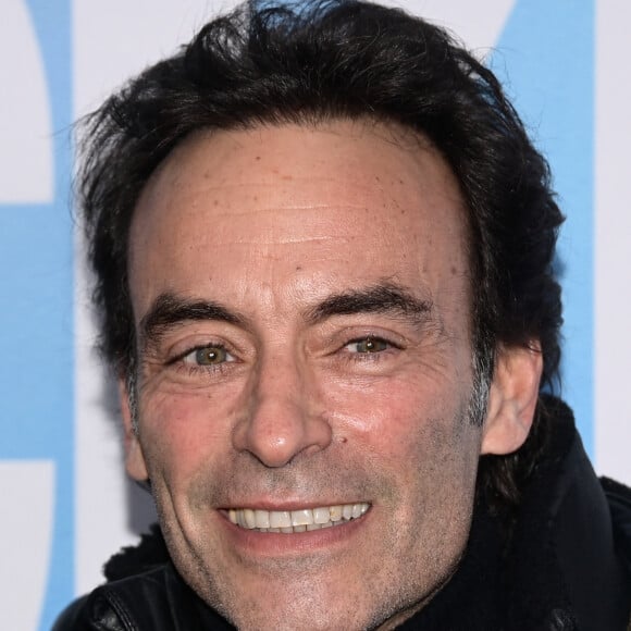 Anthony Delon a de quoi avoir le sourire. Son avenir professionnel s'annonce toujours aussi radieux !
Anthony Delon à l'avant-première du film "Choeur de Rocker" au Cinema UGC Normandie à Paris le 8 décembre 2022. © Federico Pestellini / Panoramic / Bestimage 