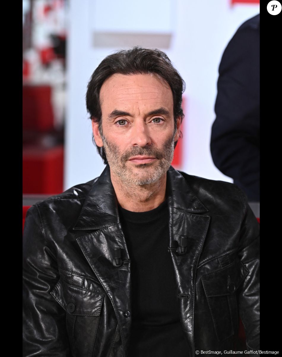 Exclusif - Anthony Delon - Enregistrement de l'émission "Vivement Dimanche" présentée par M.Drucker et diffusée le 1er mai sur France 2. Le 16 avril 2022 © Guillaume Gaffiot / Bestimage