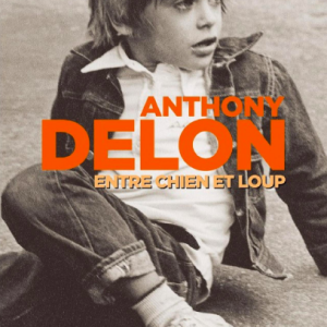Couverture du livre "Entre chien et loup" d'Anthony Delon publié aux éditions du Cherche-Midi