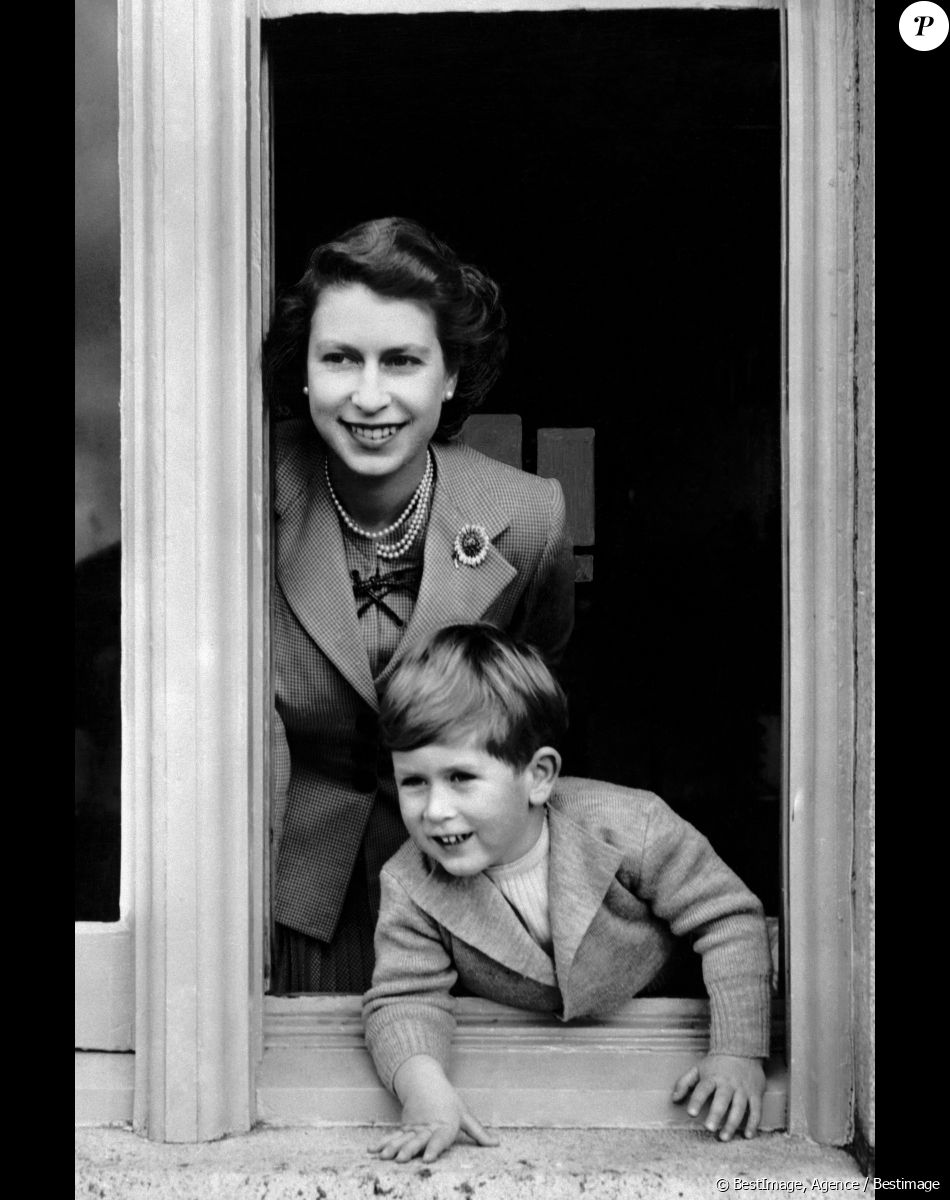 Au Royaume-Uni, les mamans sont célébrées en mars contrairement au mois de juin en France
Archives - La reine Elisabeth II d'Angleterre est décédée à l'âge de 96 ans, après 70 ans de règne, dans son château de Balmoral, le 8 septembre 2022.