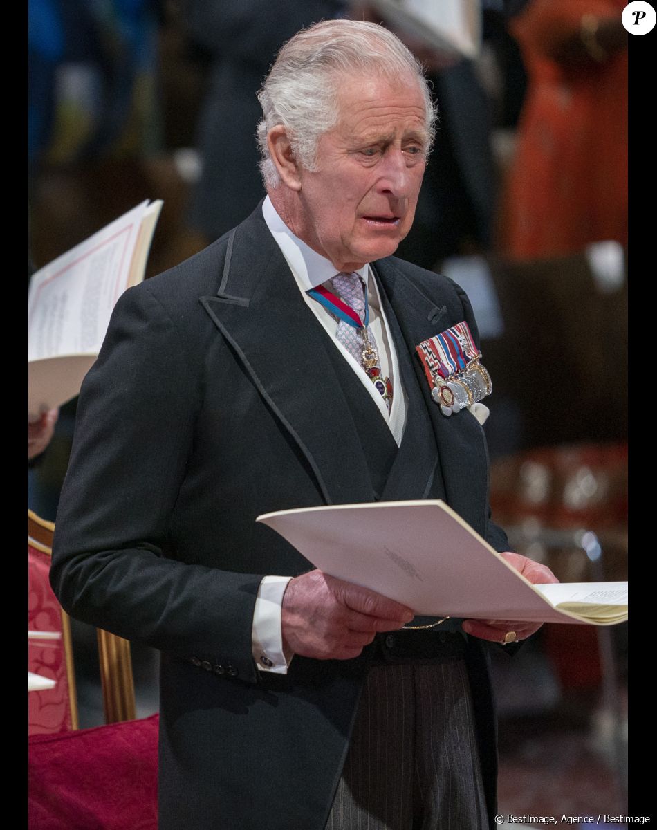 Charles III fait face à une douloureuse première en cette fin de semaine
Le prince Charles, prince de Galles - Les membres de la famille royale et les invités lors de la messe célébrée à la cathédrale Saint-Paul de Londres, dans le cadre du jubilé de platine (70 ans de règne) de la reine Elisabeth II d'Angleterre. Londres.