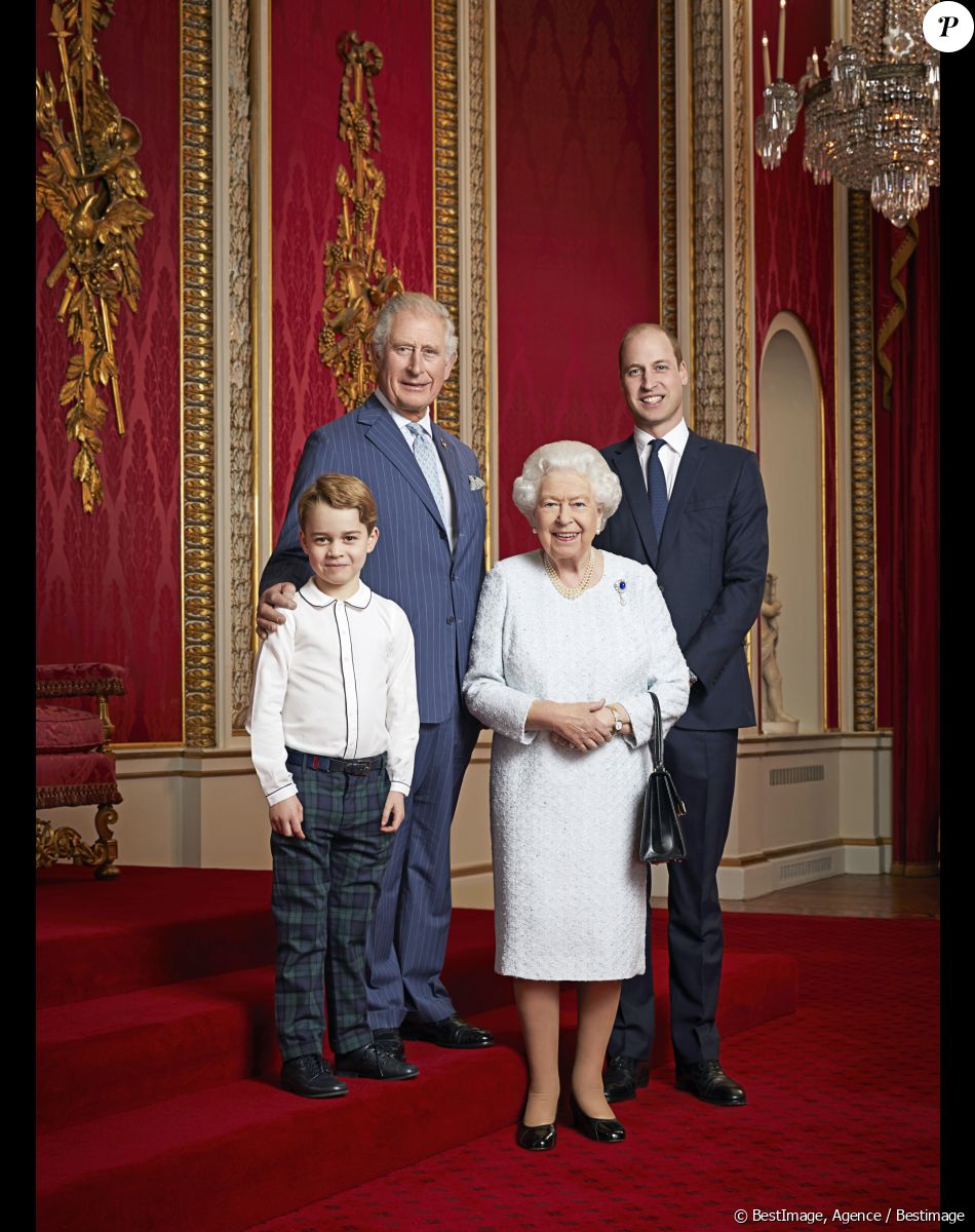 La reine Elisabeth II d'Angleterre, Le prince Charles, prince de Galles, Le prince William, duc de Cambridge, Le prince George de Cambridge