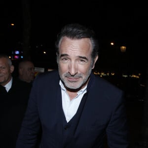 Exclusif - Jean Dujardin - Arrivées à l'avant-première du film "Sur les chemins noirs" au cinema UGC Normandie à Paris le 13 mars 2023. © Denis Guignebourg/ Bestimage