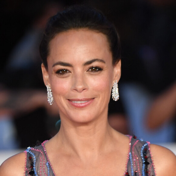 Lauréate du César de la meilleure actrice, ainsi que de l'Oscar de la meilleure actrice dans un second rôle pour "The Artist" il y a plus de dix ans, Bérénice Bejo a l'habitude de crever l'écran, et d'être récompensée pour cela. 
Berenice Bejo - Arrivées pour la projection du film "Coupez" lors de la 17ème édition du Festival International du Film de Rome, Italie. SGP/Bestimage