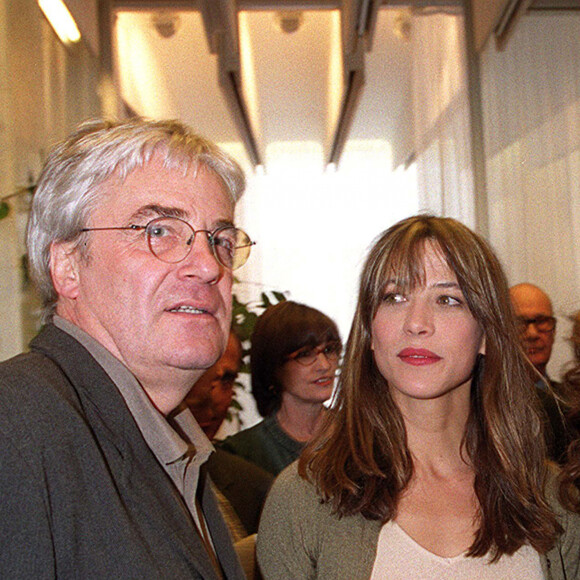 Sophie Marceau et Andrzej Zulawski, soirée légion d'honneur à Paris le 9 mai 2001.