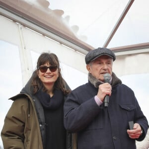 Exclusif - Valérie Perrin et son compagnon Claude Lelouch - Inauguration de la "Promenade Claude Lelouch" qui porte désormais son nom en présence d'un public nombreux et de la famille du réalisateur à Villers-sur-Mer le 26 mars 2023. © Jack Tribeca / Bestimage