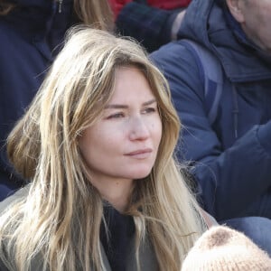 Exclusif - Rebecca la fille de Sarah Lelouch - Inauguration de la "Promenade Claude Lelouch" qui porte désormais son nom en présence d'un public nombreux et de la famille du réalisateur à Villers-sur-Mer le 26 mars 2023. © Jack Tribeca / Bestimage