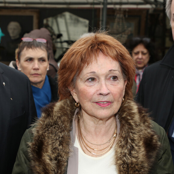 Les obsèques de Marion Game s'organisent
Exclusif - Marion Game lors de l'inauguration de la 96ème édition de la foire de Chatou (la plus célèbre et ancienne foire à la brocante de France) en France © Denis Guignebourg/Bestimage