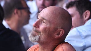 "Du sang s'échappe de sa tête" : Vincent Lagaf' responsable d'un grave accident qui a failli tuer un célèbre comédien