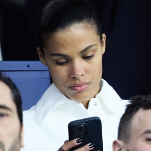 Tina Kunakey - People dans les tribunes lors du match de championnat de Ligue 1 Uber Eats opposant le Paris Saint-Germain (PSG) à l'Olympique Lyonnais au Parc des Princes à Paris le 2 avril 2023.