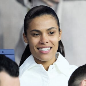 Tina Kunakey - People dans les tribunes lors du match de championnat de Ligue 1 Uber Eats opposant le Paris Saint-Germain (PSG) à l'Olympique Lyonnais au Parc des Princes à Paris le 2 avril 2023.