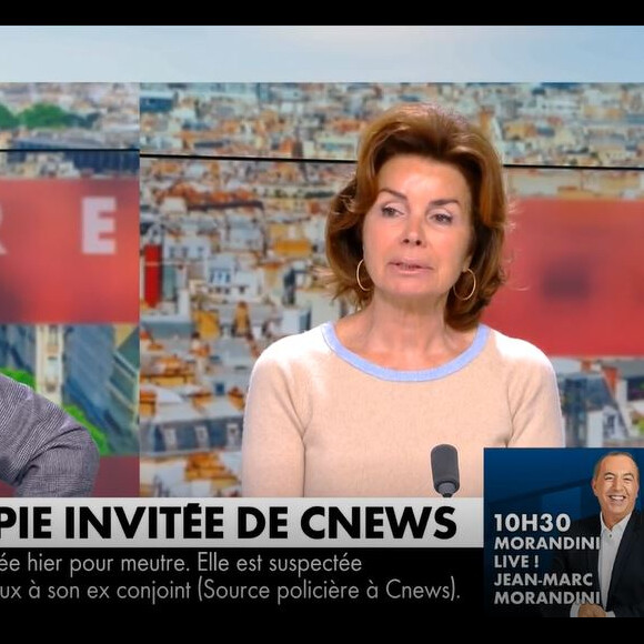 Elle est aussi revenue sur les signes de l'au-delà que lui a envoyés son défunt mari