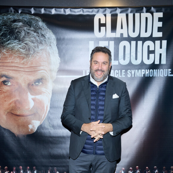 Exclusif - Bruce Toussaint - Photocall - Spectacle symphonique Claude Lelouch "D'un film à l'autre" au Palais des Congrès de Paris le 14 novembre 2022. © Moreau / Rindoff / Bestimage 