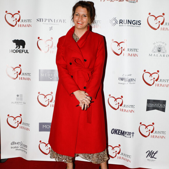 Exclusif - Marlène Schiappa - Photocall du gala des 10 ans de l'association "Juste Humain" au Paradis Latin à Paris le 04 avril 2023. Slimane et ses amis viendront enchanter la scène du Paradis Latin pour célébrer l'engagement de l'association " Juste Humain " qui oeuvre depuis 10 ans au chevet des enfants et des adolescents hospitalisés. Une occasion unique pour faire connaitre la vocation de l'association et ses nombreuses actions. Les fonds reversés à l'occasion de ce Gala participeront à financer les actions culturelles et artistiques à destination des jeunes patients. Fondée en 2011, l'association soutient les enfants hospitalisés - du nourrisson au jeune adulte - atteints d'un cancer ou d'une pathologie lourde en mettant à leur disposition les bienfaits des arts et de la culture. Juste Humain agit en faveur du bien-être des malades hospitalisés ainsi que de leurs proches. Elle offre aux patients la possibilité de s'éveiller à la pratique artistique, évitant ainsi l'exclusion en tissant des liens humains en dehors de la maladie. Cette action permet aux enfants et aux adolescents de valoriser l'image qu'ils peuvent avoir d'eux-mêmes, la rendre positive à travers l'expérience de la culture. L'association aide ainsi les jeunes patients à s'évader du quotidien, à connaître des expériences souvent inoubliables qui les aident à envisager l'avenir d'une façon plus optimiste. Soutenue par Valérie Benaïm et Slimane, respectivement marraine et parrain de l'association, Juste Humain a également la chance de pouvoir compter sur le soutien de nombreux artistes qui s'investissent en tant que parrains et marraines de coeur. Ils viennent notamment à la rencontre des malades pour partager leur passion et transmettre leur expérience. © Christophe Clovis / Bestimage 