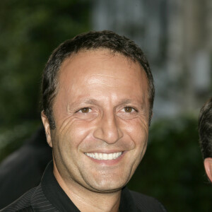 Archives - Arthur (Jacques Essebag) lors de la conférence de presse de rentrée de TF1 au théâtre des Champs-Elysées à Paris, 5 septembre 2006. © Frédéric Piau/Bestimage