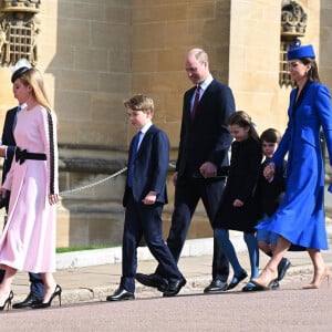 La princesse Beatrice d'York et son mari Edoardo Mapelli Mozzi, Le prince William, prince de Galles, Le prince George de Galles, La princesse Charlotte de Galles, Le prince Louis de Galles, Catherine (Kate) Middleton, princesse de Galles - La famille royale du Royaume Uni arrive à la chapelle Saint George pour la messe de Pâques au château de Windsor le 9 avril 2023. 