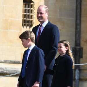 Le prince William, prince de Galles, Le prince George de Galles, La princesse Charlotte de Galles, - La famille royale du Royaume Uni arrive à la chapelle Saint George pour la messe de Pâques au château de Windsor le 9 avril 2023. 