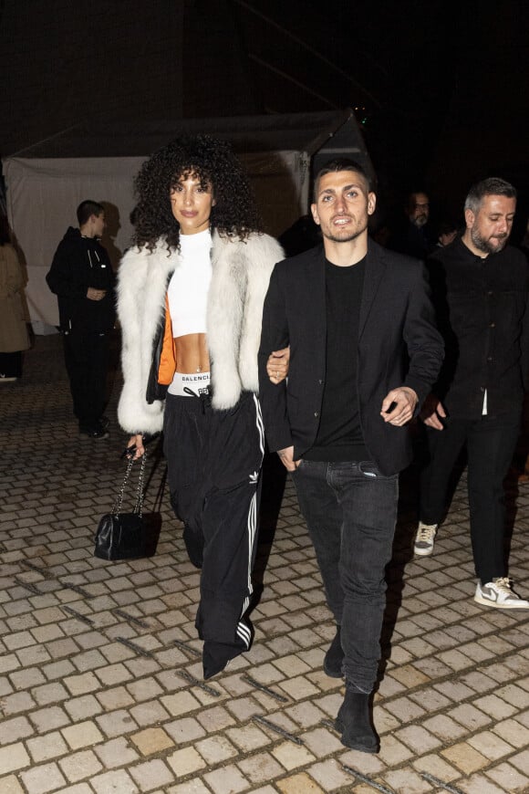 Une apparition remarquée donc, de la part de la jolie brune.
Exclusif - Marco Verratti et sa femme Jessica Aïdi - Les célébrités au concert de Jay Z à la fondation Louis Vuitton à Paris, France, le 14 avril 2023. © Da Silva-Perusseau/Bestimage 