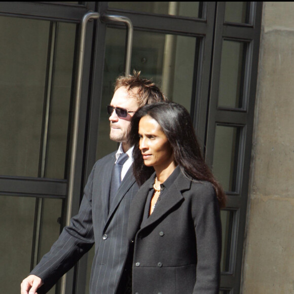 Vincent Perez et Karine Silla - Mariage de Patrick Bruel, rue de la victoire à Paris.