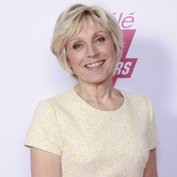 Il était son "roc"
Exclusif - Evelyne Dhéliat - Soirée "Télé 7 Jours Summer Party" au restaurant "Monsieur Bleu" à Paris le 14 juin 2022. © Christophe Aubert via Bestimage 