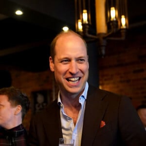 Le prince William, prince de Galles, lors d'une visite au pub "The Rectory" à Birmingham, le 20 avril 2023. Ils ont rencontré les futurs dirigeants et propriétaires d'entreprises locales du secteur des industries créatives de la ville. 