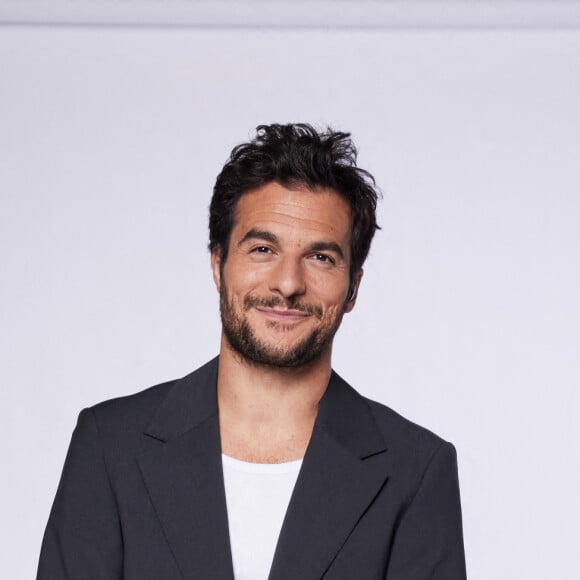 Exclusif - Prix Spécial - Amir Haddad - Studio - Enregistrement de l'émission "La Fine Equipe : Le retour!" à Paris, diffusée le 14 janvier sur France 2. Le 3 novembre 2022 © Cyril Moreau-Tiziano Da Silva / Bestimage