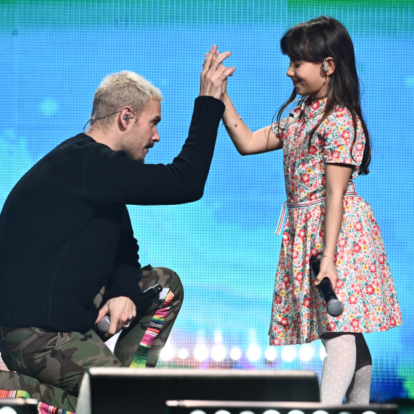 Exclusif - M.Pokora (Matt Pokora) et Elyne - Enregistrement de l'émission "Ce soir on chante pour l'Unicef, pour chaque enfant" à La Seine Musicale, diffusée le 25 avril sur W9. Le 13 mars 2023. W9 vous propose une soirée musicale exceptionnelle, "Ce soir on chante pour l'UNICEF, pour chaque enfant",au profit du fond d'urgence de l'UNICEF. Depuis plus de 75 ans, l'UNICEF se bat pour les enfants et leurs familles au coeur des crises humanitaires, que ce soit actuellement sur le front de la guerre en Ukraine, dans les ruines du séisme en Turquie et en Syrie ou au coeur d'une sècheresse dévastatrice dans la corne de l'Afrique,les enfants sont toujours les premières victimes.Aux côtés de nombreux artistes, E.Gossuin et J.Anthony vous donnent rendez-vous pour se mobiliser, pour chaque enfant. Chacun des artistes partagera un duo unique avec un enfant, des moments de partages émouvants et inédits. Symbole de notre solidarité avec les enfants du monde, ces jeunes chanteurs feront leurs premiers pas sur scène. S'ils ont un peu le trac, ils sont surtout bourrés de talents et très fiers de s'impliquer pour l'UNICEF. À leurs côtés, des artistes que vous adorez : M.Pokora, K.Girac, A.Bent, Yanns, Anisha Louis et Enola, Nej, mais aussi P.Bruel, C.Badi, T.Arena, C.Capéo, et bien d'autres. C'est une soirée musicale exceptionnelle qui vous attend ! © G.Gaffiot-J.Tribeca / Bestimage 