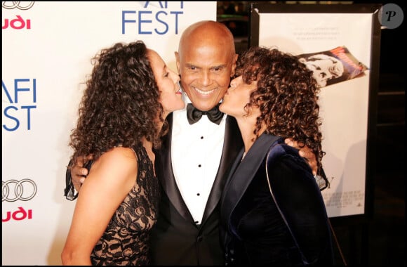 Décès de Harry Belafonte et ses filles Shari et Adrienne.