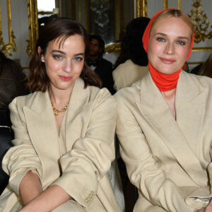 Beatrice Granno et Diane Kruger - Défilé de mode de la nouvelle collection COS Atelier printemps-été 2023 à l'Hôtel d'Evreux à Paris. Le 26 avril 2023 © Veeren-Perusseau / Bestimage 