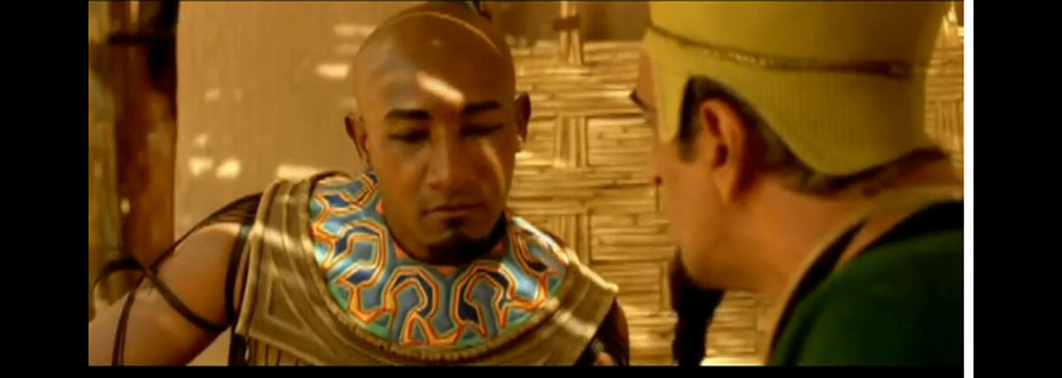 Vidéo : "Ce tombeau sera votre tombeau" - Purepeople