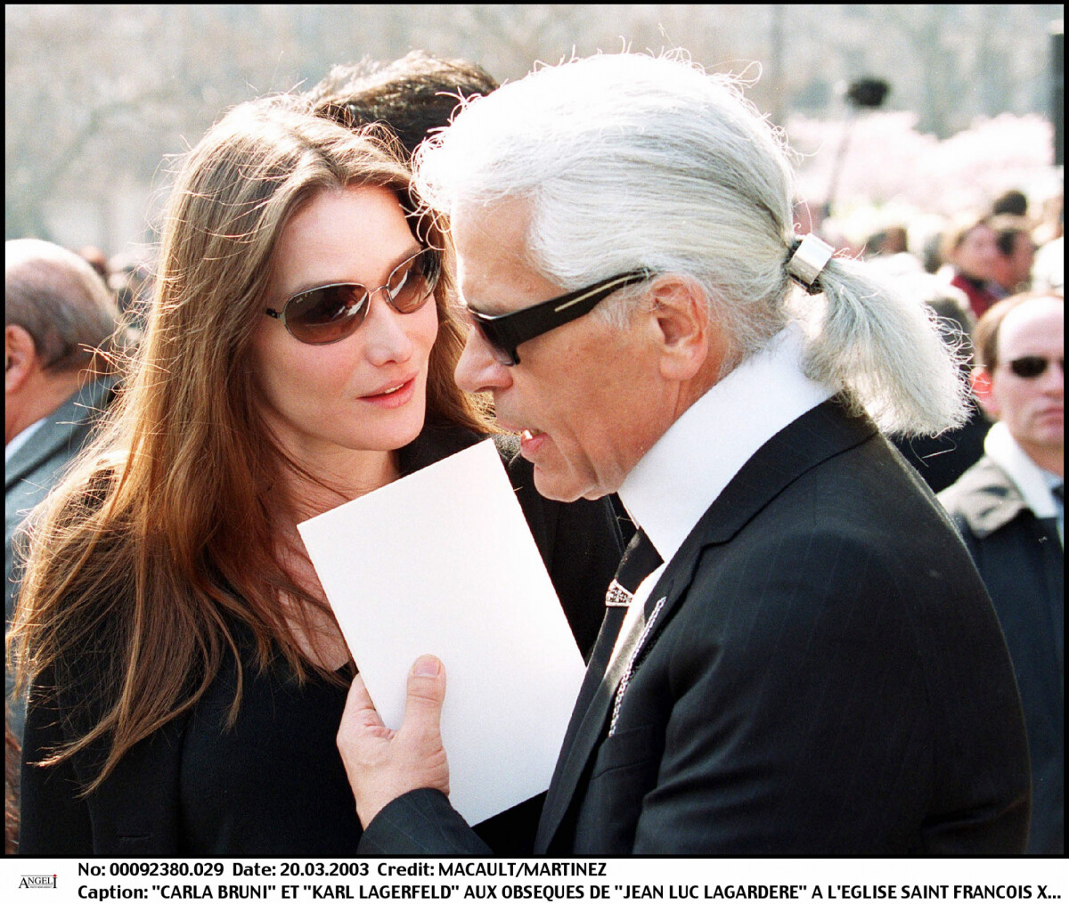 Photo : Karl Lagerfeld et Carla Bruni. - Purepeople