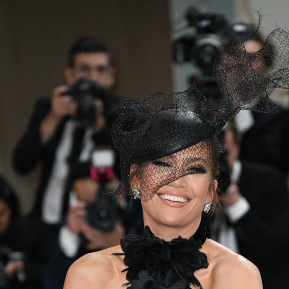 Jennifer Lopez - Les célébrités arrivent à la soirée du "MET Gala 2023" à New York, le 1er mai 2023. 