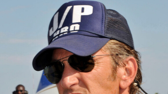 Sean Penn est un véritable héros... il a sauvé des vies en Haïti !