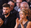 Gerard Piqué impliqué dans une bagarre avec le frère de Shakira ?
 
Gerard Piqué reçoit le prix du meilleur athlète catalan lors d'une cérémonie à Barcelone. Son ex compagne, la chanteuse Shakira était à ses côtés