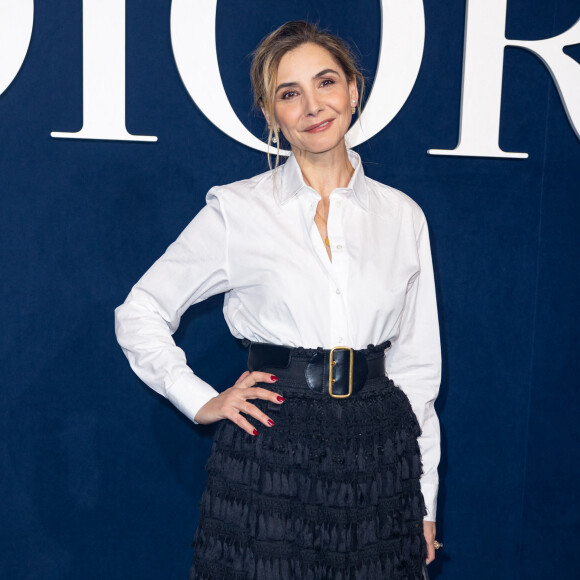 Ainsi, ce vendredi 5 mai 2023, mère et fille se sont accordé un moment de détente lors du défilé de la maison Emilio Pucci.
Clotilde Courau - Photocall du défilé Christian Dior prêt-à-porter automne-hiver 2023/2024 lors de la Fashion Week de Paris (PFW), au jardin des Tuileries à Paris, France, le 28 février 2023. © Olivier Borde/Bestimage 