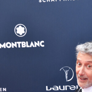 Antoine De Caunes - Red Carpet de la cérémonie " 2023 Laureus World Sports Awards" à Paris le 8 mai 2023 . Veeren/Bestimage