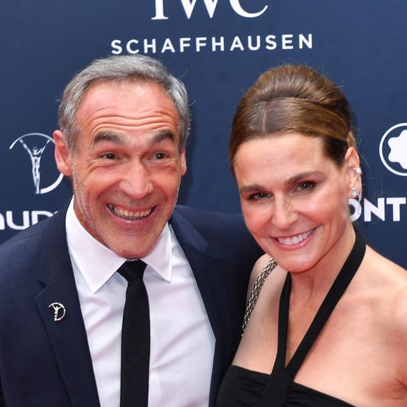 L'aventurier star Mike Horn était lieu aussi de la partie, venu avec sa compagne
Mike Horn et sa compagne - Red Carpet de la cérémonie " 2023 Laureus World Sports Awards" à Paris le 8 mai 2023 . Veeren/Bestimage