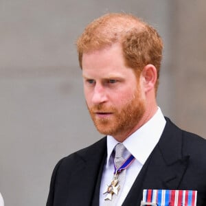 Il a certainement remarqué que sa femme portait la montre de sa maman bien-aimée, tandis que leur ami Misan Harriman a aussi rendu hommage à Lady Diana durant le week-end
Le prince Harry, duc de Sussex, et Meghan Markle, duchesse de Sussex - Les membres de la famille royale et les invités lors de la messe célébrée à la cathédrale Saint-Paul de Londres, dans le cadre du jubilé de platine (70 ans de règne) de la reine Elisabeth II d'Angleterre. Londres, le 3 juin 2022.