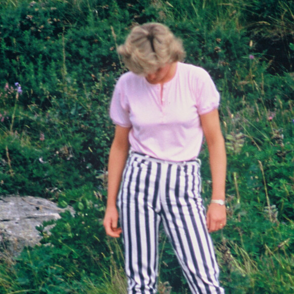 Photo d'archive de Lady Diana avec son fils Harry